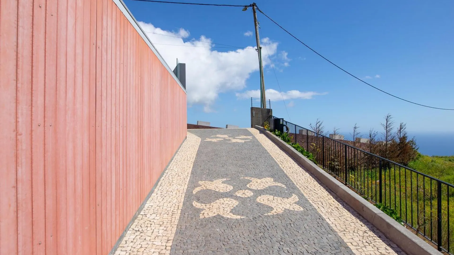 Villa Leonor Cliffside Retreat Calheta