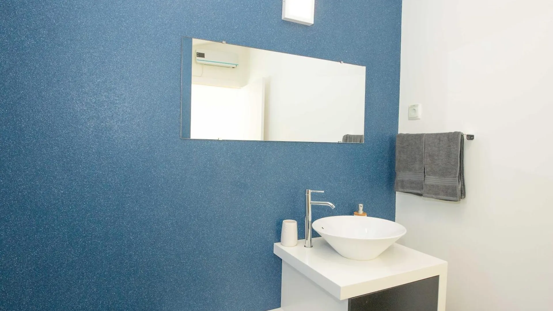Villa Leonor Cliffside Retreat Calheta
